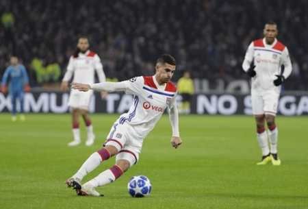 表现逐渐崭 表现逐渐崭